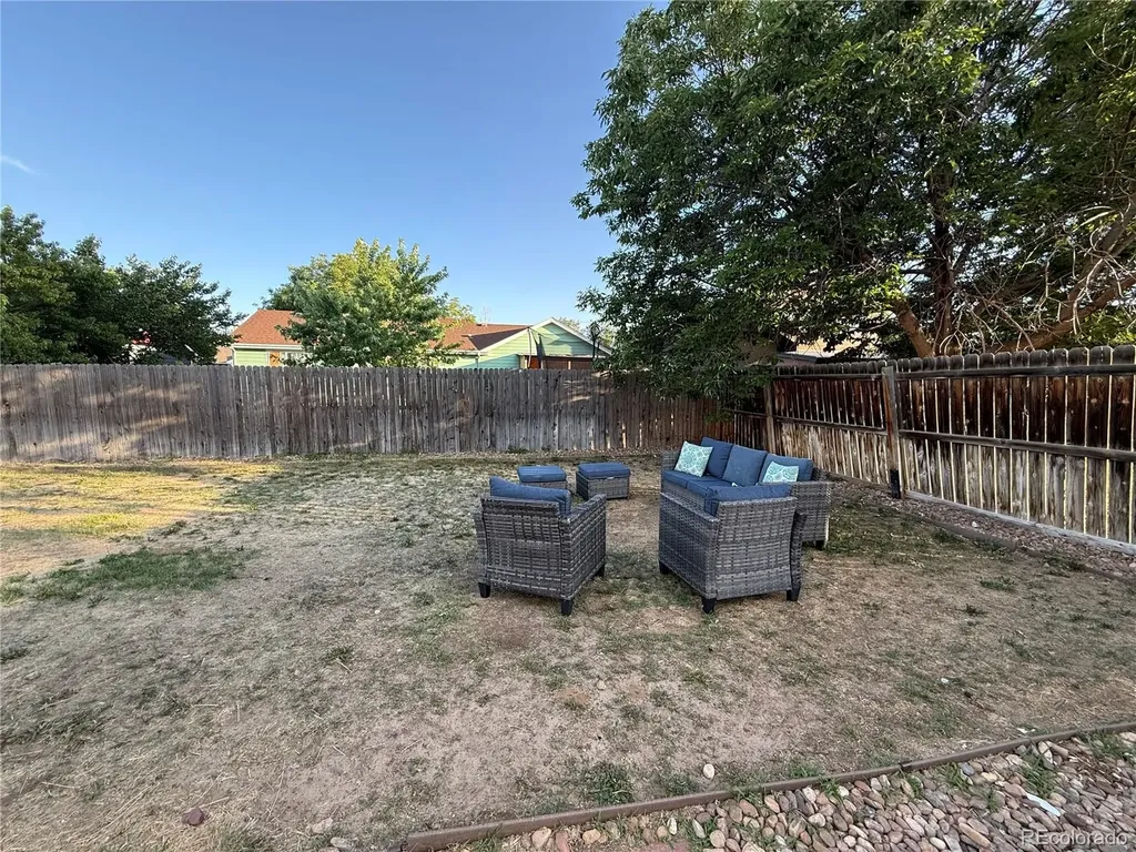 12272 E Burlington Place Denver CO 80239
