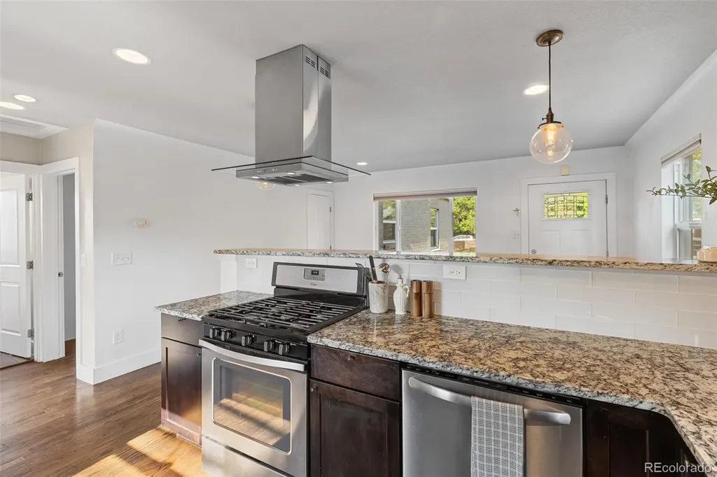 1452 Quitman Street Denver CO 80204