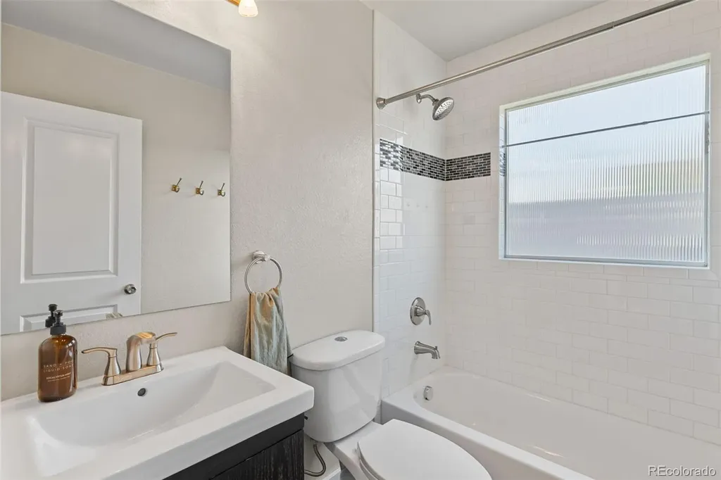 1452 Quitman Street Denver CO 80204