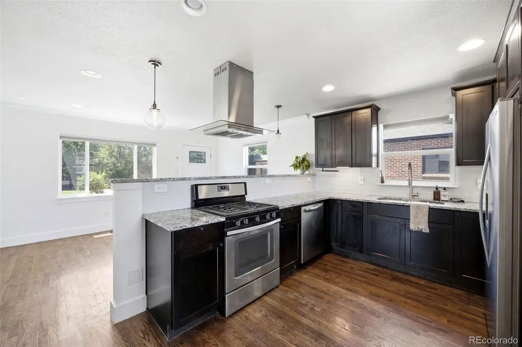 1452 Quitman Street Denver CO 80204