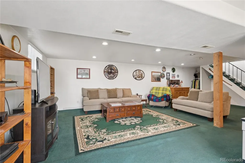 2435 W 91st Drive Denver CO 80260