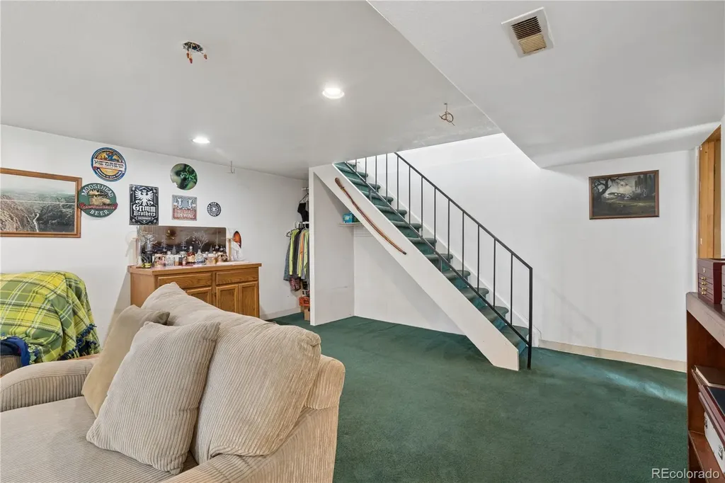 2435 W 91st Drive Denver CO 80260