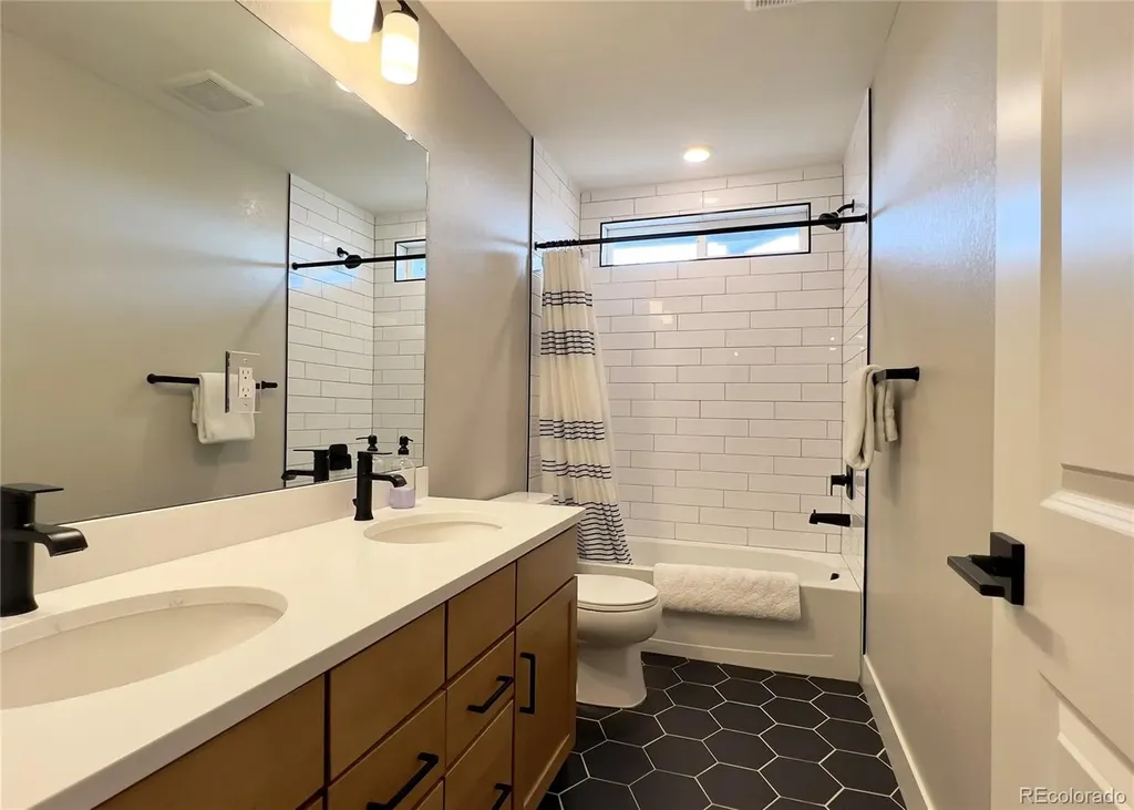 17303 W 93rd Place Arvada CO 80007