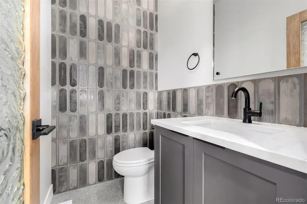 1734 Meade Street Denver CO 80204