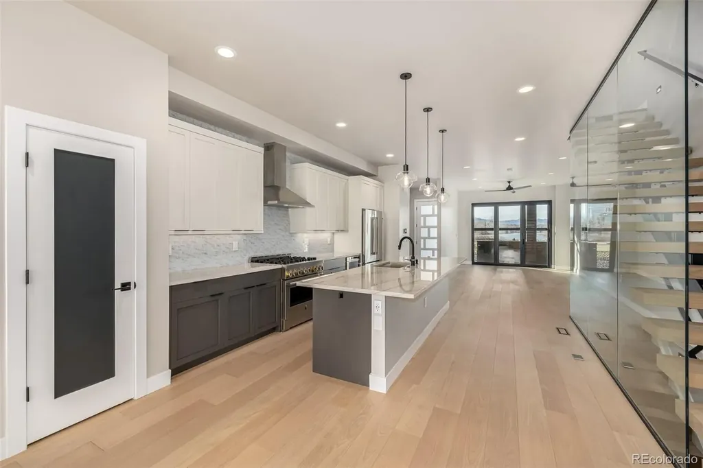 1734 Meade Street Denver CO 80204
