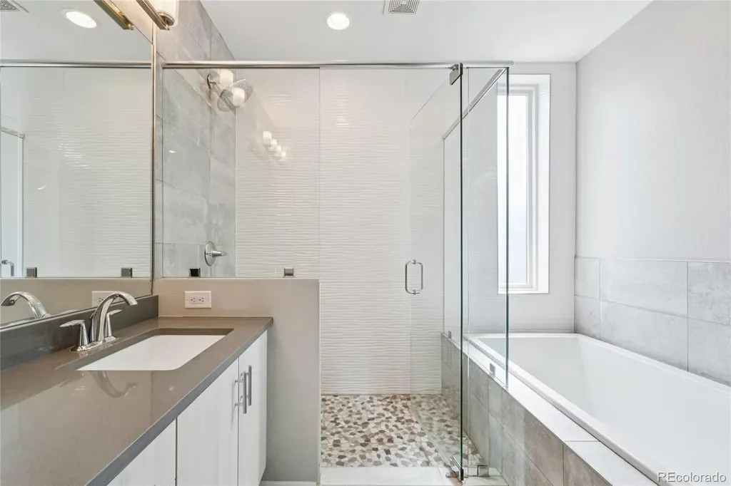 558 Madison Street Denver CO 80206
