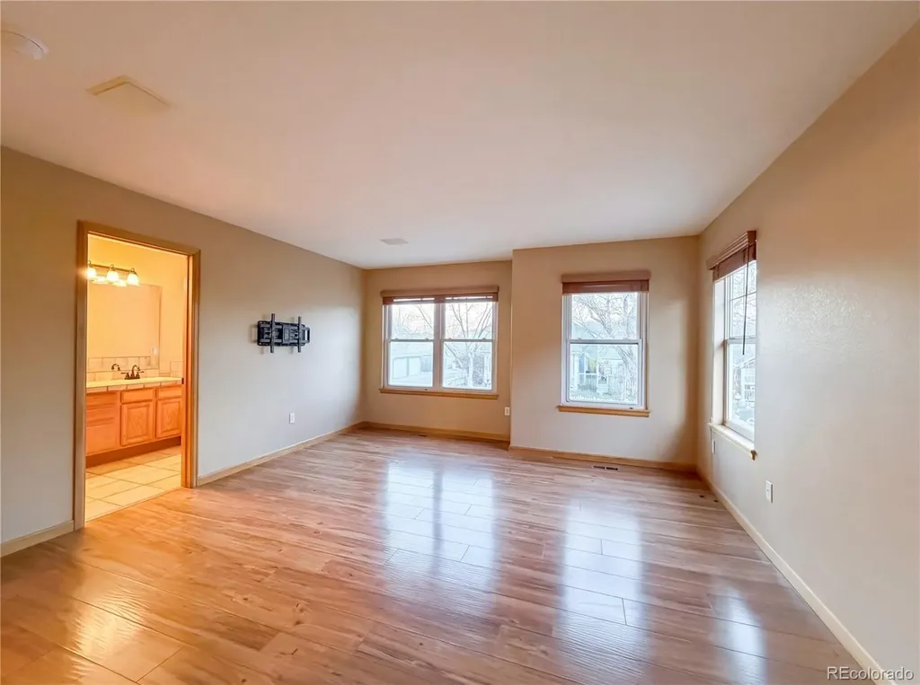 231 Maggie Street Longmont CO 80501