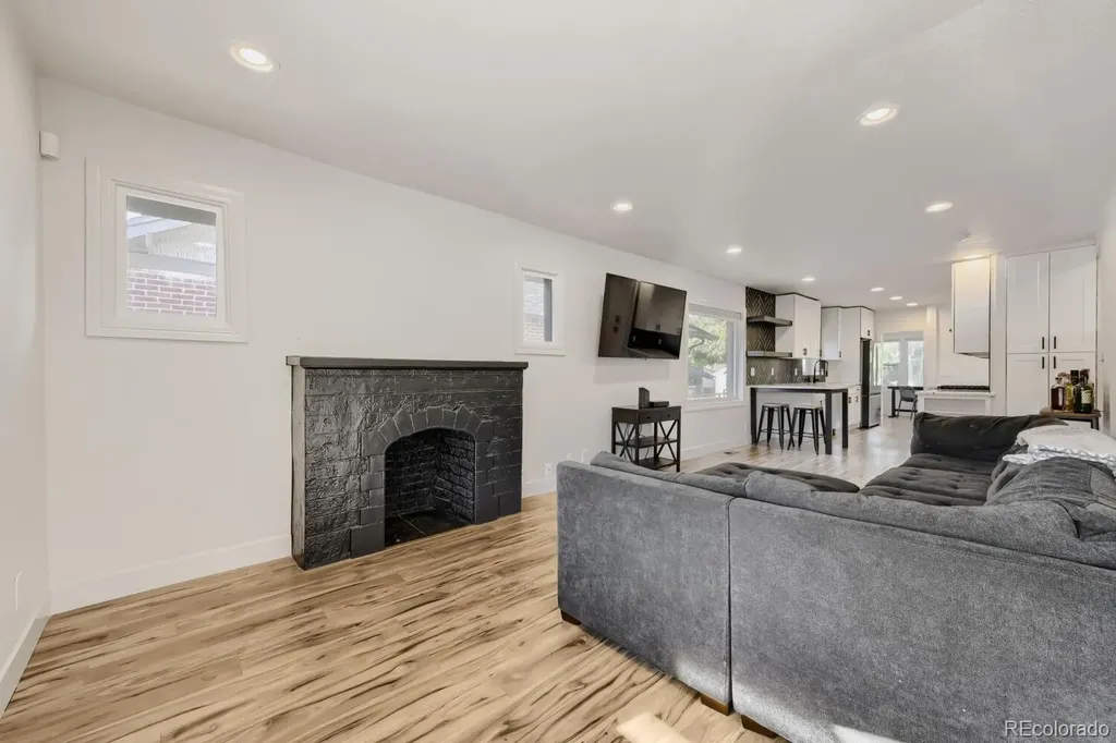 4200 Tejon Street Denver CO 80211