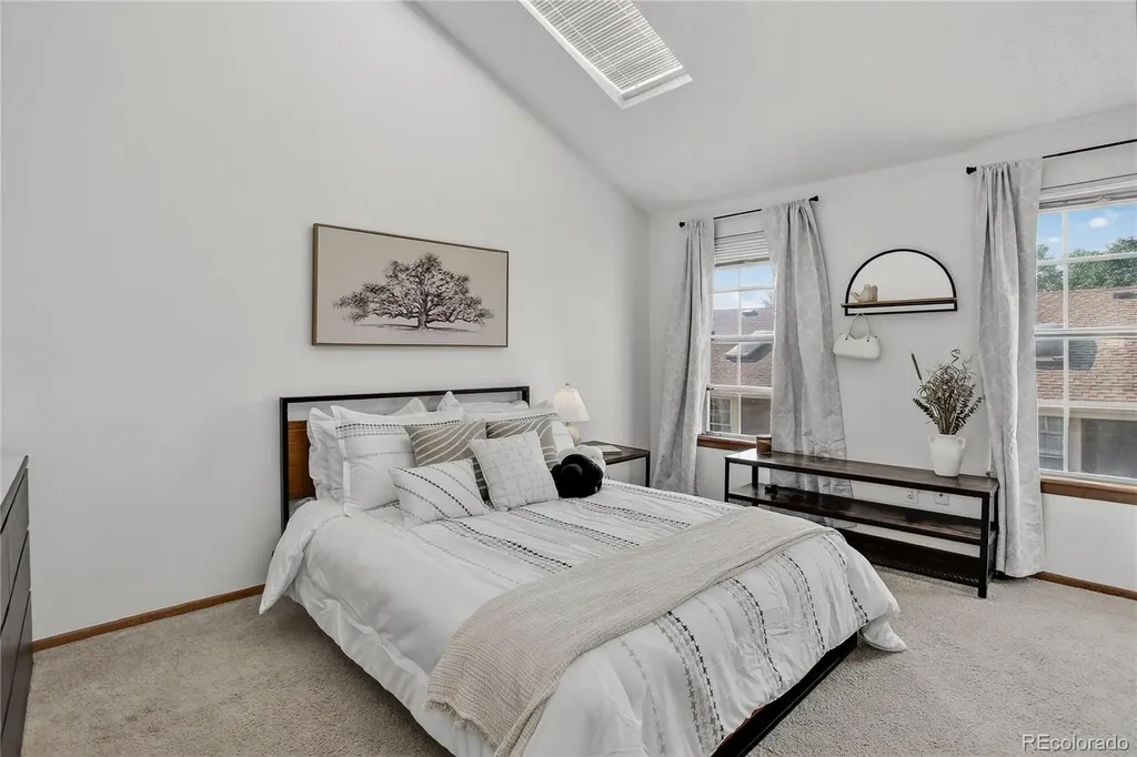 2082 S Helena Street Aurora CO 80013