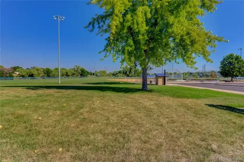 2082 S Helena Street Aurora CO 80013
