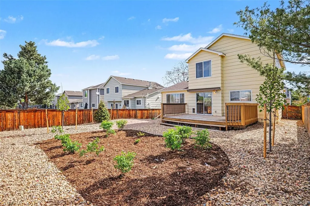 10411 Hyacinth Street Littleton CO 80129