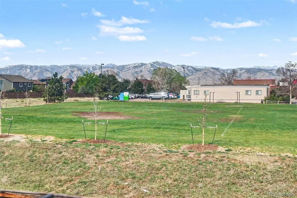 10411 Hyacinth Street Littleton CO 80129