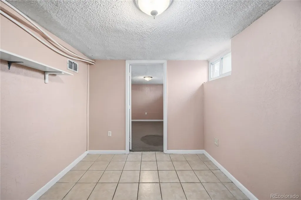 2810 W Short Place Denver CO 80204