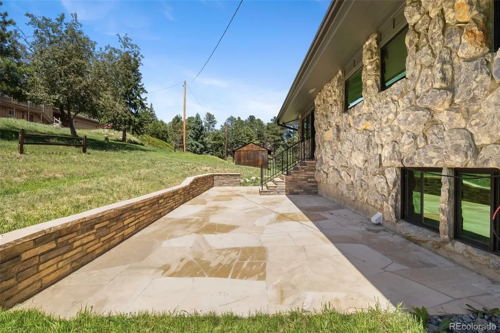 22133 Crestmoor Road Golden CO 80401