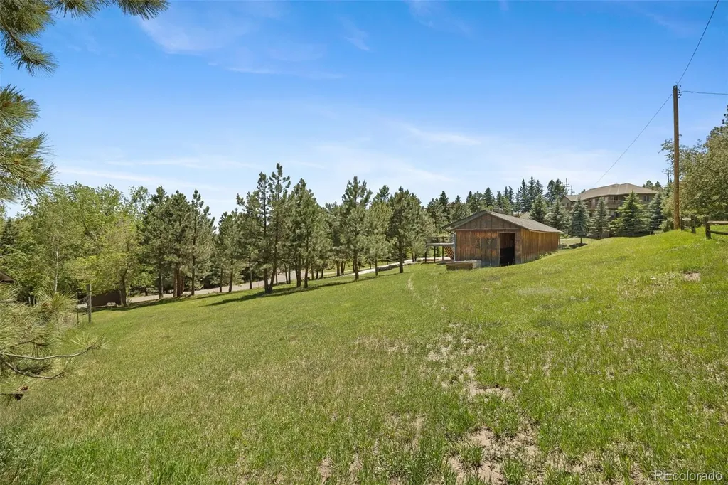 22133 Crestmoor Road Golden CO 80401