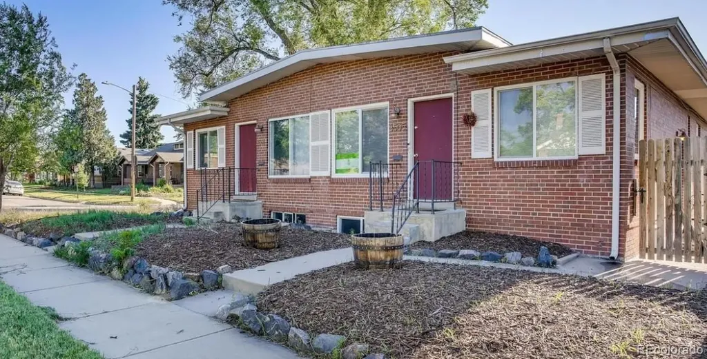 3505 N Elizabeth Street Denver CO 80205