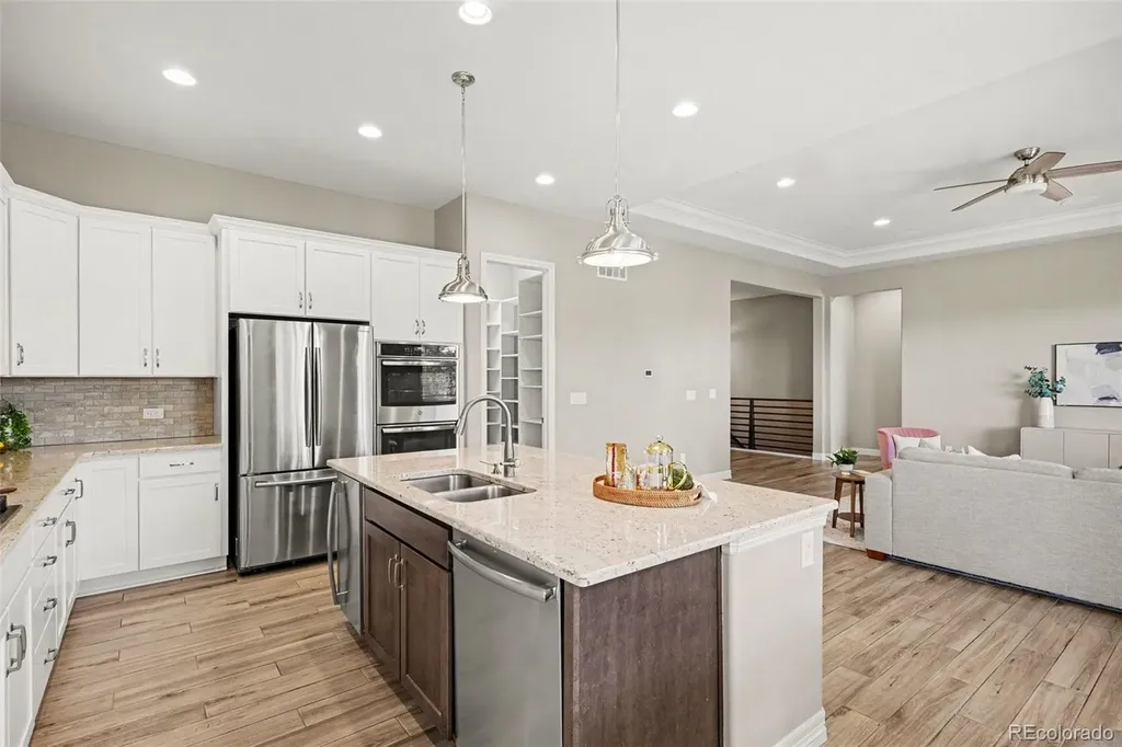6610 S Addison Way Aurora CO 80016