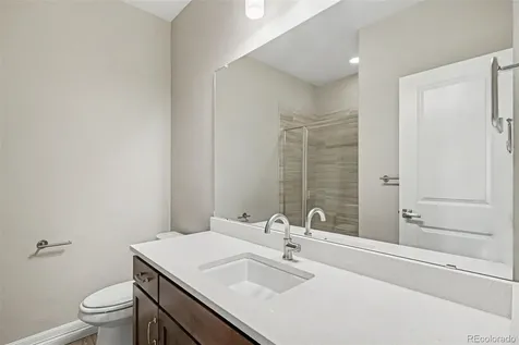 6610 S Addison Way Aurora CO 80016