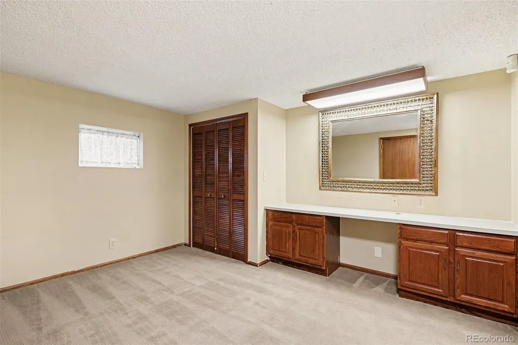 5937 S Jasmine Street Centennial CO 80111
