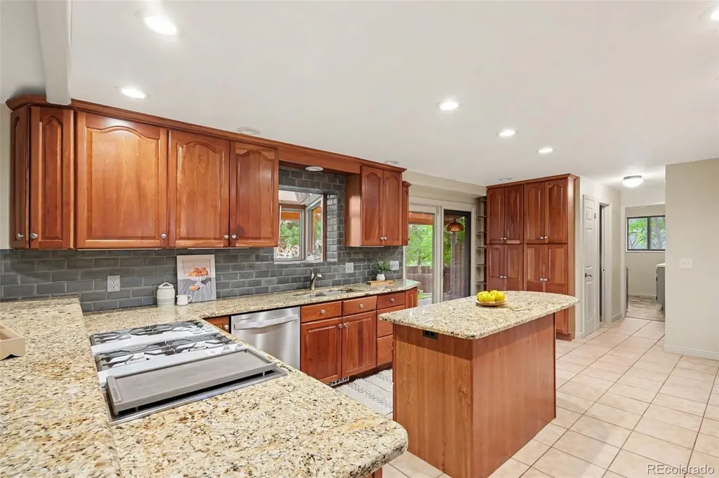 5937 S Jasmine Street Centennial CO 80111