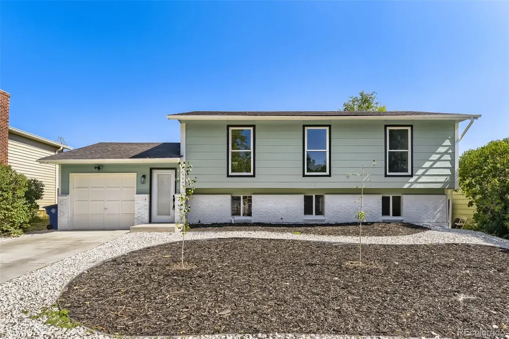 15647 E Atlantic Place Aurora CO 80013