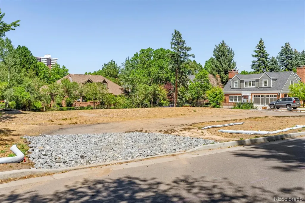 19 Polo Club Drive Denver CO 80209