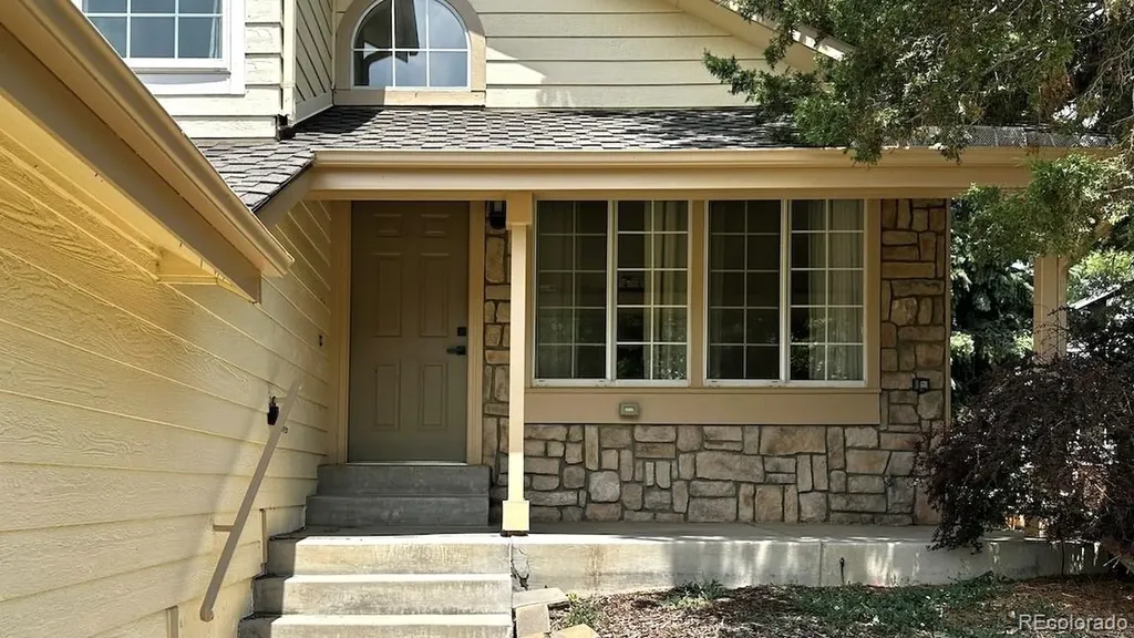841 Thames Street Highlands Ranch CO 80126