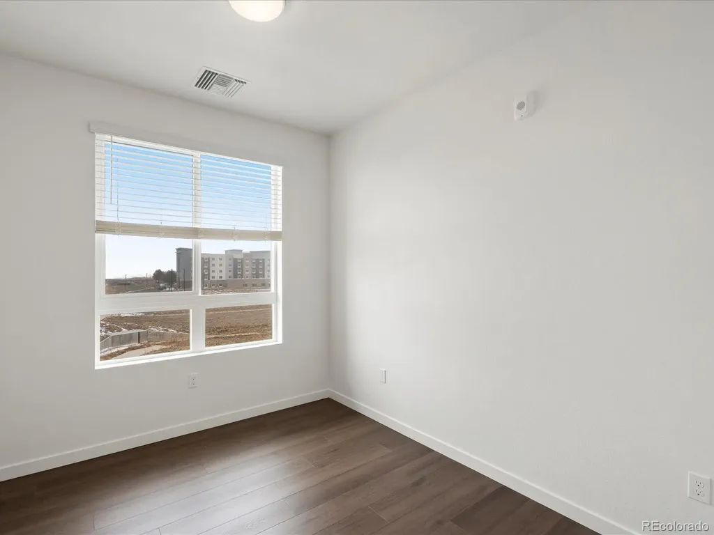 6153 N Ceylon Street Denver CO 80249