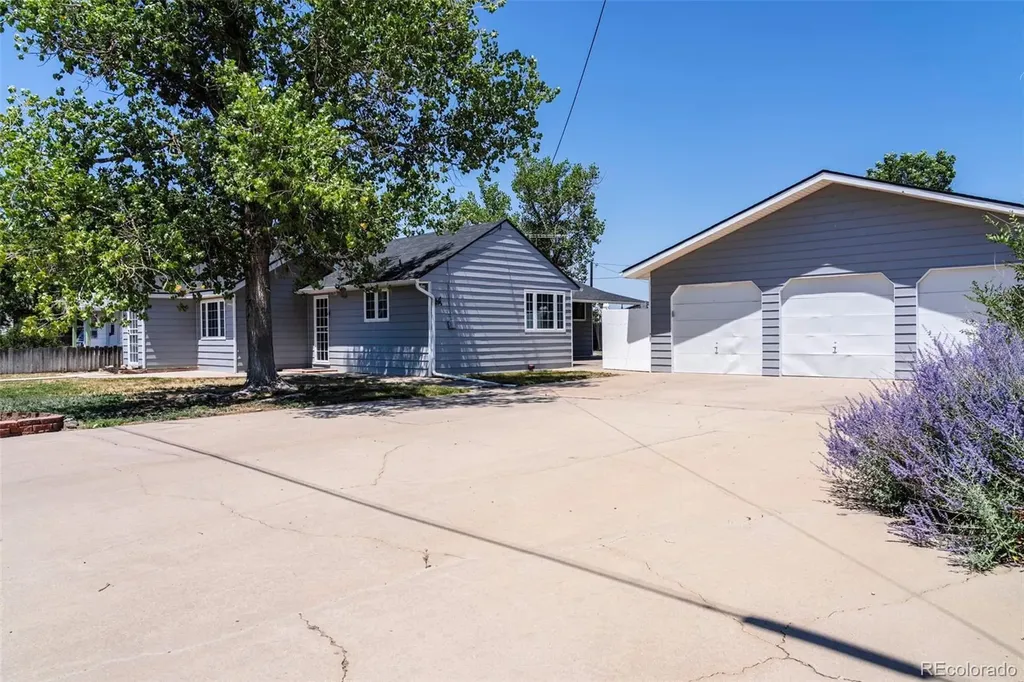 355 E Woodward Avenue Keenesburg CO 80643
