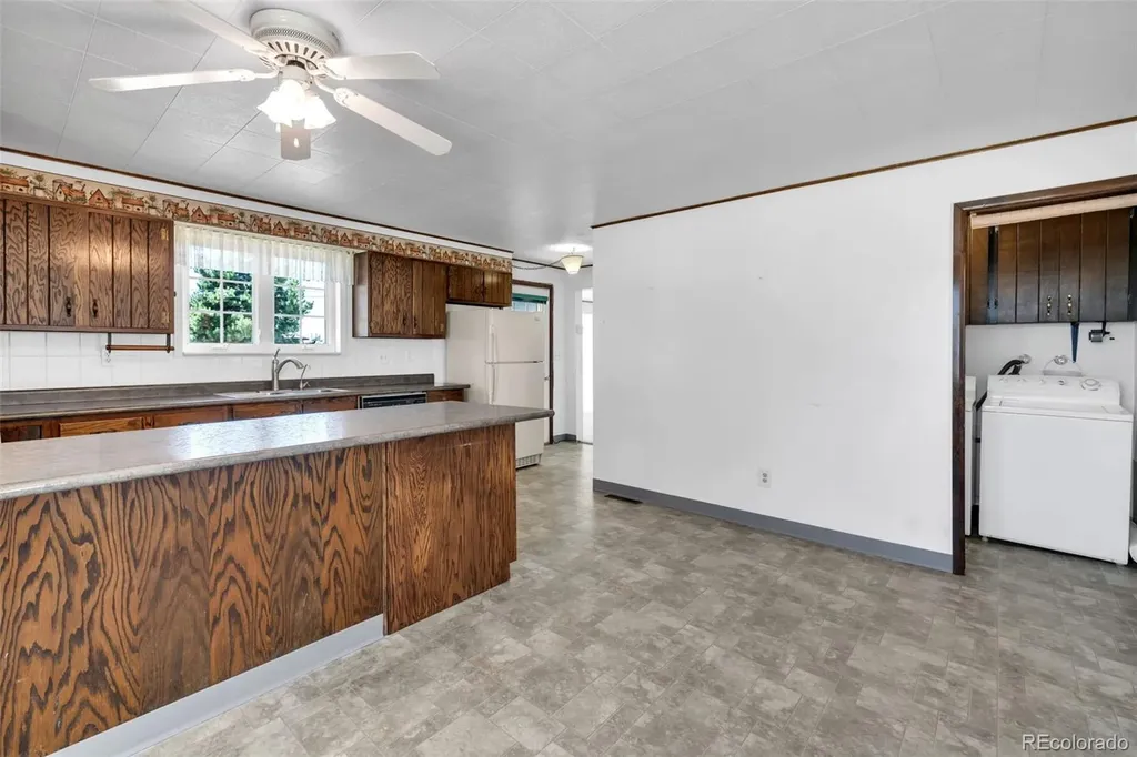 355 E Woodward Avenue Keenesburg CO 80643