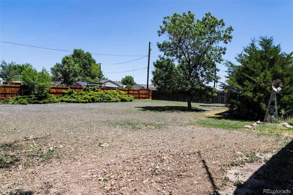 355 E Woodward Avenue Keenesburg CO 80643