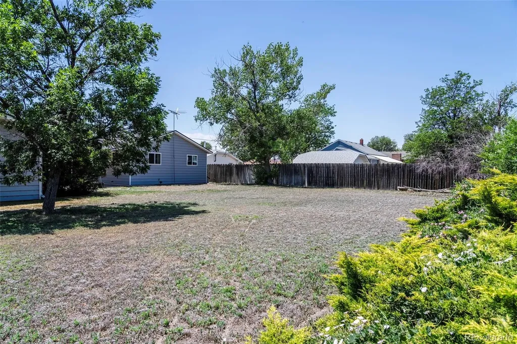 355 E Woodward Avenue Keenesburg CO 80643