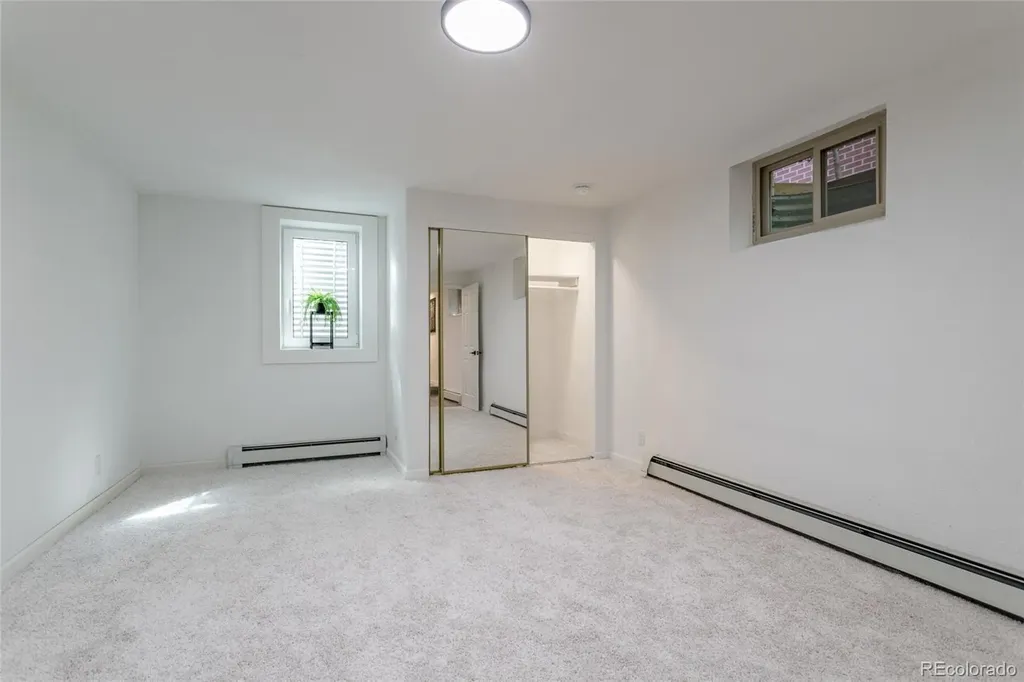 1532 S Grape Street Denver CO 80222