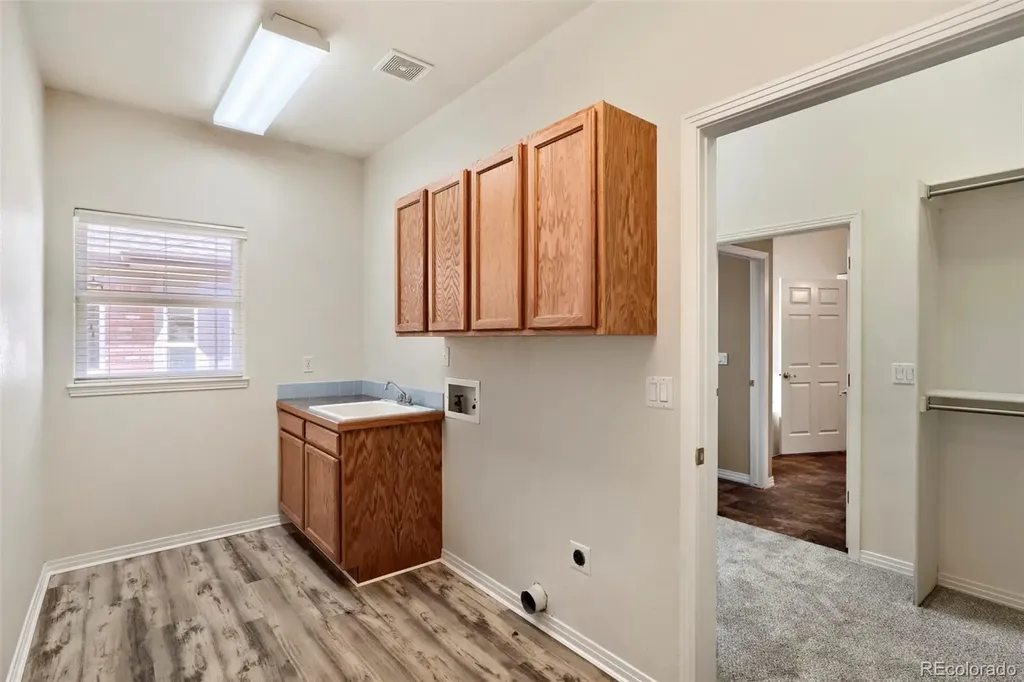 1013 Boxelder Circle Longmont CO 80503