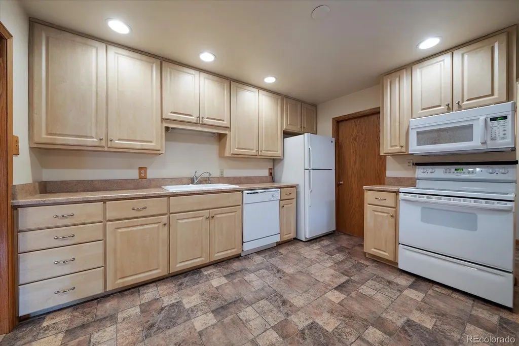 2510 S Cherry Street Denver CO 80222