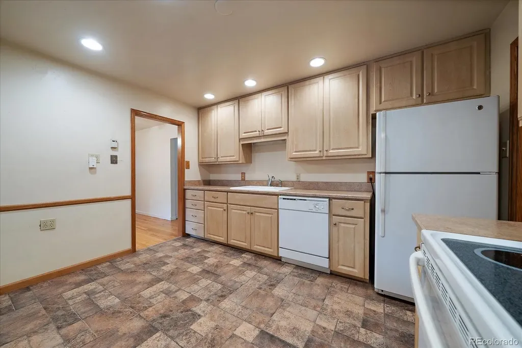2510 S Cherry Street Denver CO 80222
