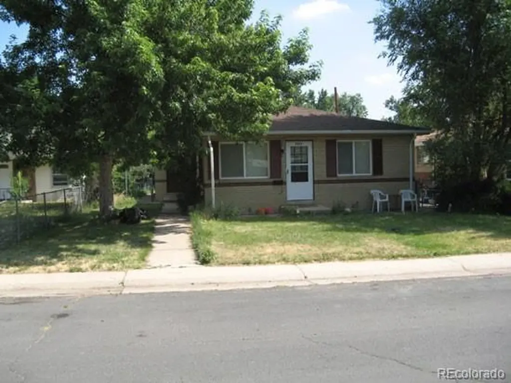 2223 W Parkhill Avenue Littleton CO 80120