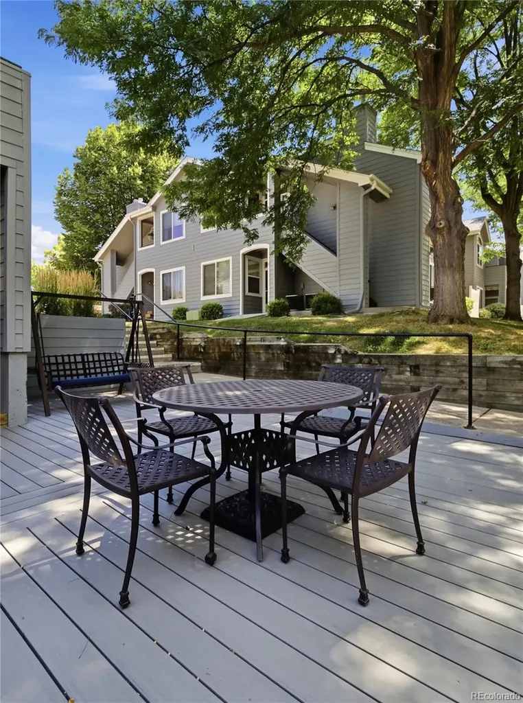 8500 E Jefferson Avenue Denver CO 80237