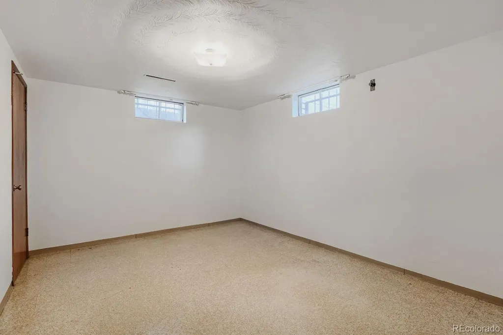 3024 W Scott Place Denver CO 80211