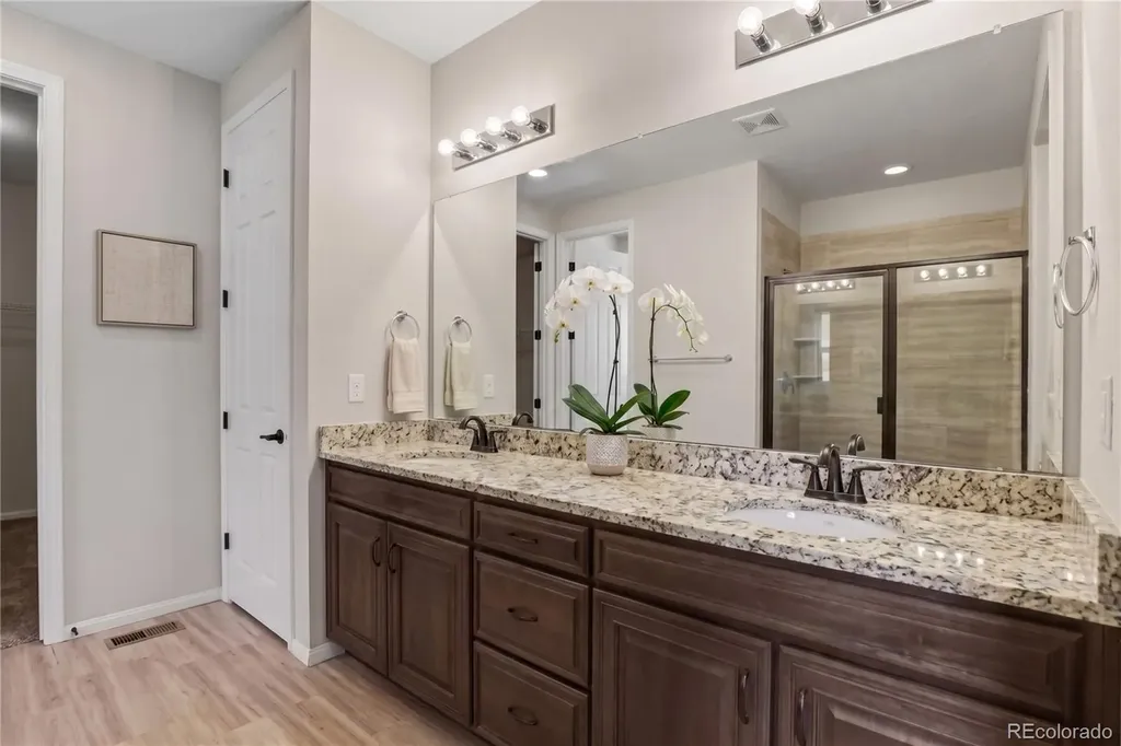22669 E Tufts Place Aurora CO 80015