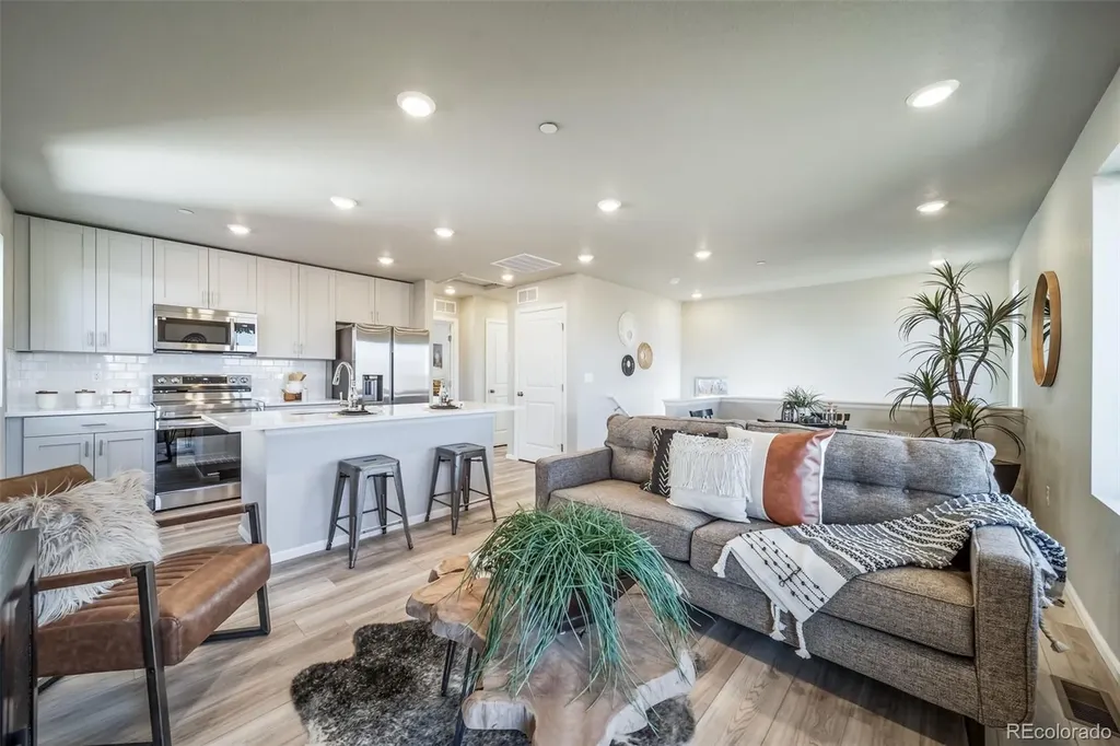 46511 Gold Prairie Drive Bennett CO 80102