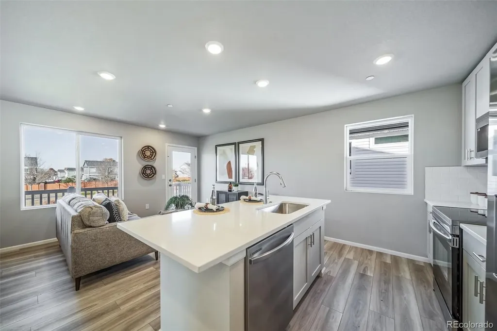 46511 Gold Prairie Drive Bennett CO 80102