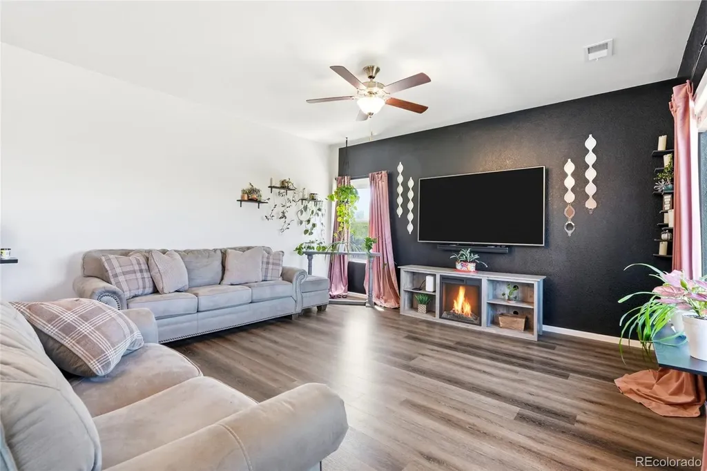 7253 Shavano Avenue Frederick CO 80504