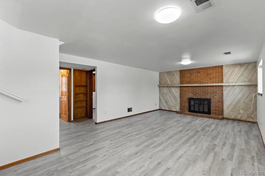 659 S Newark Court Aurora CO 80012