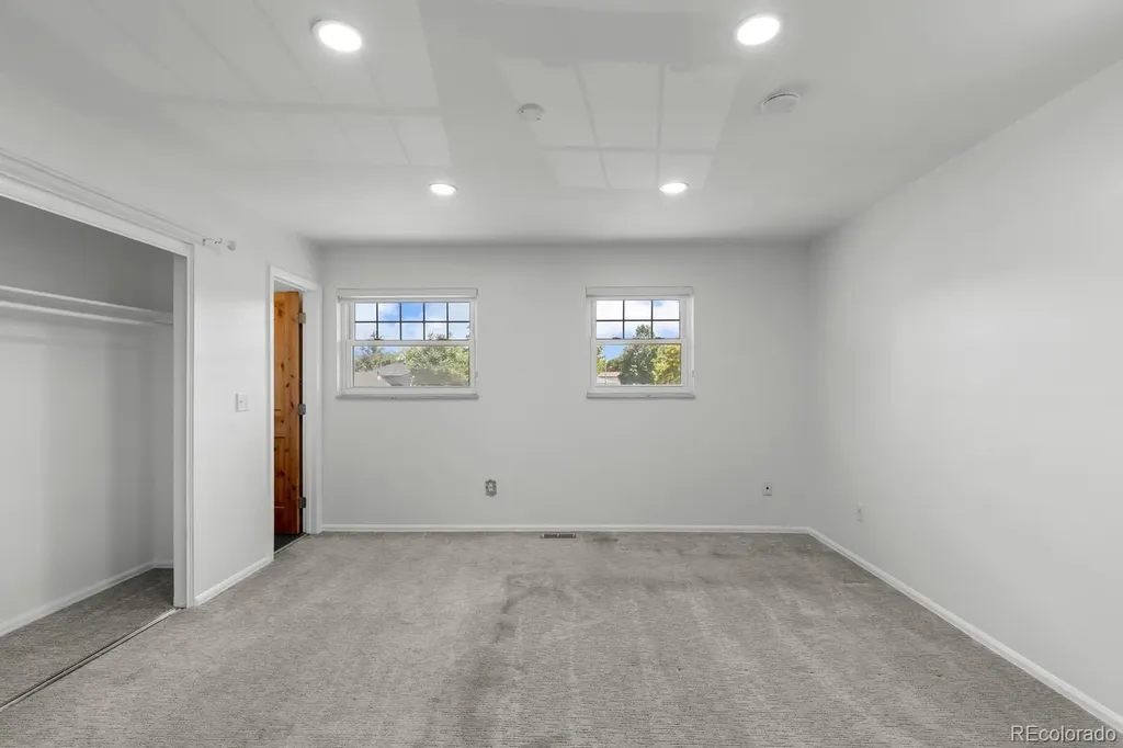 659 S Newark Court Aurora CO 80012