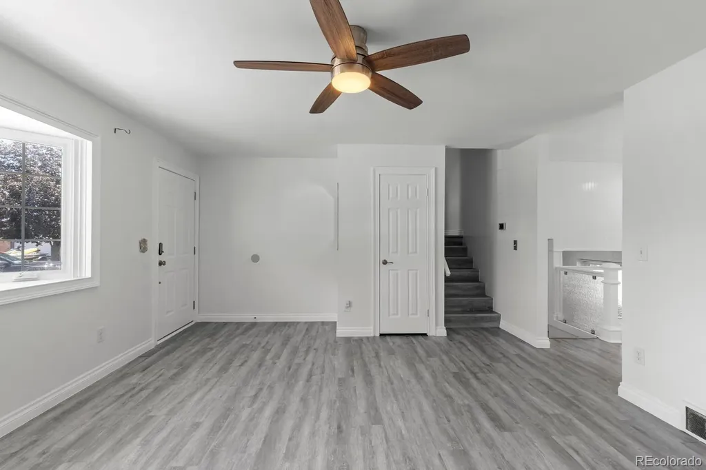 659 S Newark Court Aurora CO 80012