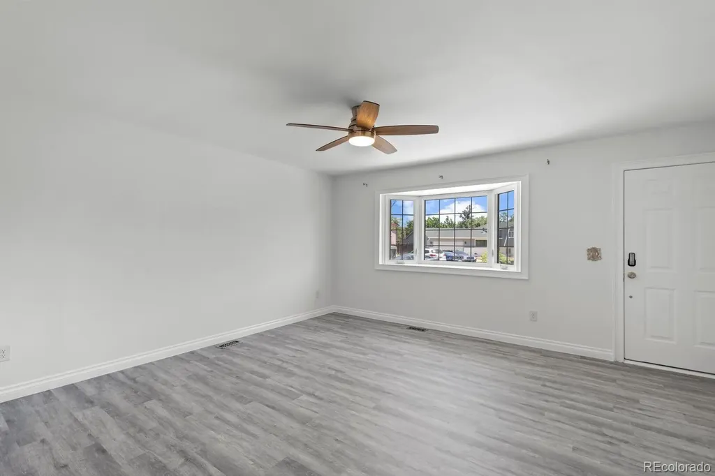 659 S Newark Court Aurora CO 80012