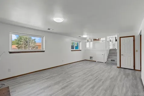 659 S Newark Court Aurora CO 80012