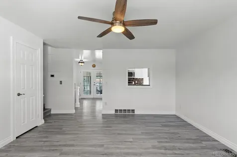 659 S Newark Court Aurora CO 80012