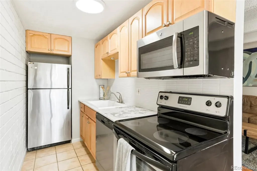 250 N Pearl Denver CO 80203